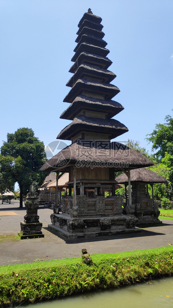 TamanAyunTemple印度尼西亚巴厘孟圭帝国的皇家寺庙图片