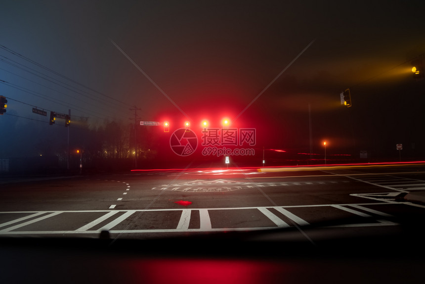 高速公路夜景图片