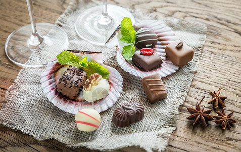 瑞士巧克力糖图片
