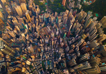 香港市心空景象亚洲智能城市的金融区和商业中心日落时摩天大楼和高顶景象图片