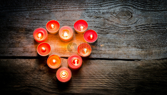 情人节和rrrsquu白昼蜡烛图片