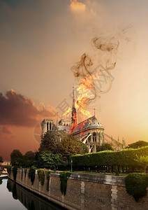 法国巴黎圣母院大教堂火灾图片