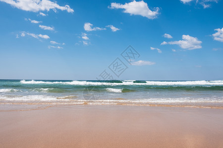 美丽的海滩热带和蓝色天空泰国普吉图片