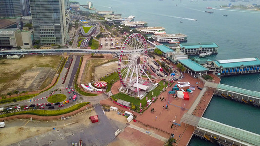 香港观光轮和游乐园的空中观景供假期和旅行概念下的儿童使用香港市中心维多利亚港图片