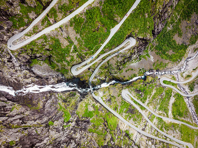 环观Trollstigen或Trollstigveien沿挪威欧洲的风景山路旅游线挪威Trollstigen山路图片