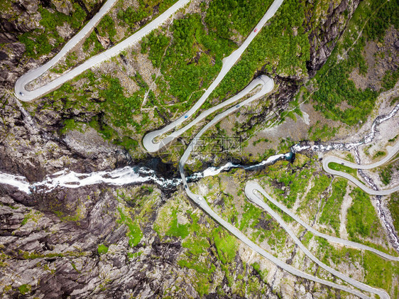 环观Trollstigen或Trollstigveien沿挪威欧洲的风景山路旅游线挪威Trollstigen山路图片