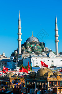 2017年月日207年月日在土耳其伊斯坦布尔的海上传统鱼类餐馆图片