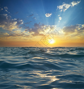 日落时的波浪自然构成设计的要素图片