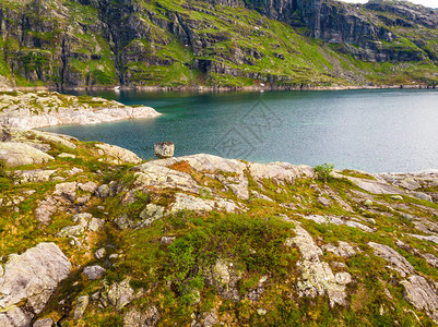 挪威风景旅游景点路线Ryfylke挪威山区湖泊图片