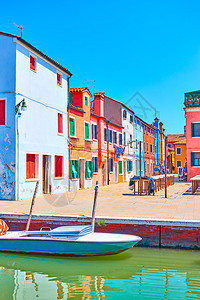 意大利威尼斯Burano的运河小市场广图片