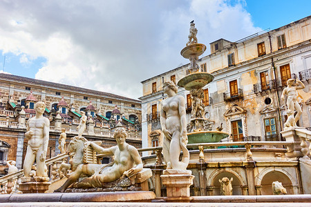 BaroqueBaroque不羞耻泉Fontana比勒陀利亚1574年意大利西里巴勒莫图片