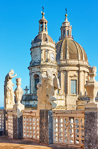 意大利西里卡塔尼亚圣阿加萨大教堂多姆斯和塔楼图片