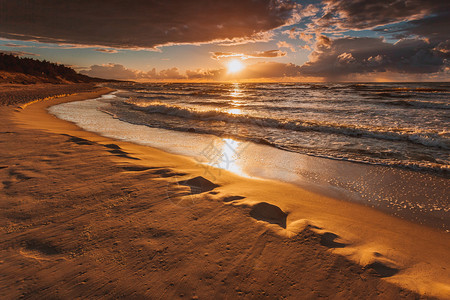 海平面太阳背景_海平面太阳摄影图片_海平面太阳壁纸_摄图网