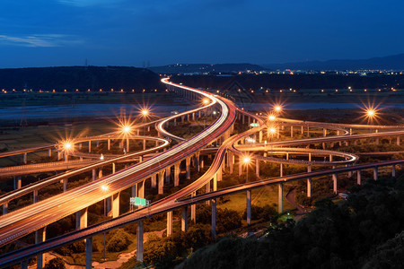 高速公路建筑结构概念图片