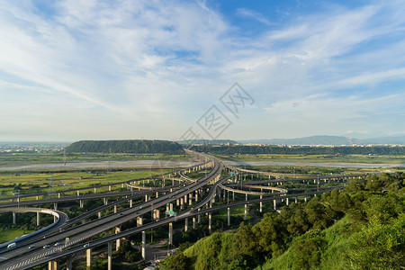 台北高速公路绿色建筑概念图片