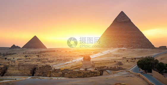 开罗沙漠中著名的埃及人狮身面像图片