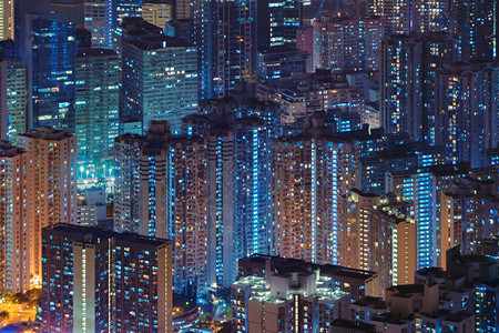 香港市心空景象亚洲技术智能城市的金融区和商业中心夜间摩天大楼和高的顶层景象图片