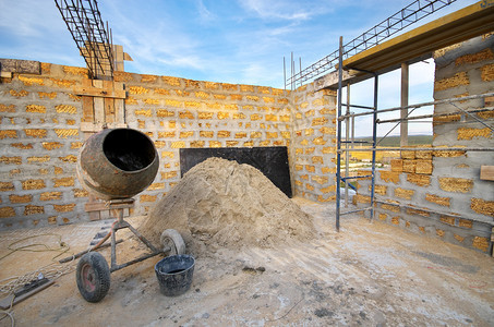 房屋建筑混凝土和沙堆建筑工业构成图片