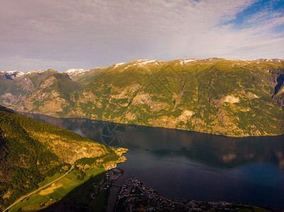 Aurlandsfjordfjord地貌挪威斯堪的纳维亚旅游路线挪威AurlandsfjelletFjord地貌挪威Aurlan图片