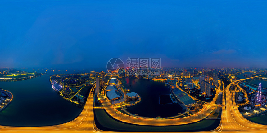 360全景以18度角为无缝全景观察新加坡下城的空中景象亚洲技术智能城市金融区夜里有天梯大楼图片