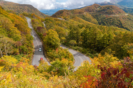 日本福岛的秋叶山图片