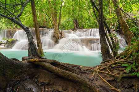 HuayMaeKhaminWaterfallwith树Kanchanaburi区自然景观在区位于泰国用度假旅行和游景点图片