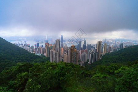 香港市中心国共和金融区亚洲智能城市商业中心日落时天梯和高楼大的空中景象图片