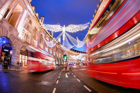 英国街道圣诞节在伦敦牛津街上购物背景