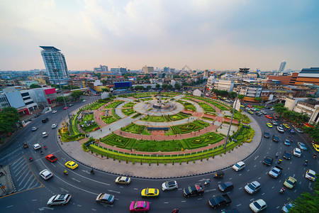 曼谷环形高速公路叉口的空中景观图片