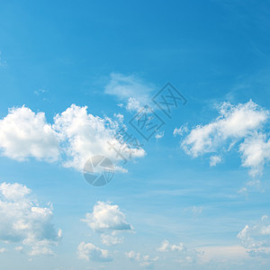 天堂风景明亮蓝天的白云图片