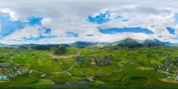 360个全景以180度为角无缝全景观范西潘山有稻田梯农村地区绿越南山谷自然景观背背景图片