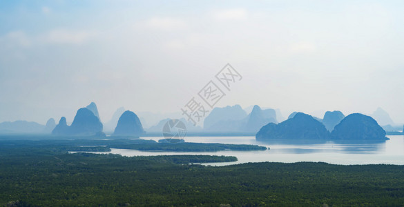 SametNangshe在日落时与Andaman海在PhangNgaBay夏季旅游景点图片