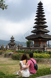 PuraUlunDanu寺庙建筑群印度尼西亚巴厘布拉坦湖边缘图片