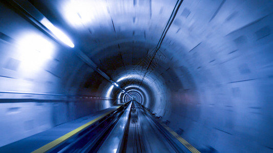 地下管线苏黎世机场火车隧道速度和技术概念背景