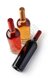 白酒玫瑰和红瓶白背景孤立的的红酒瓶图片