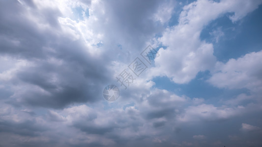 阵和雨云天空图片