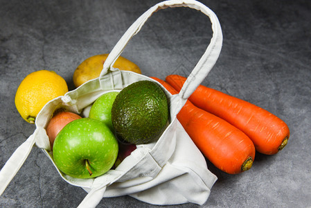 零废物使用较少塑料概念新鲜蔬菜和水果有机制品图片