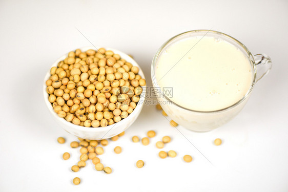 白灰底牛奶健康饮食和天然豆蛋白图片
