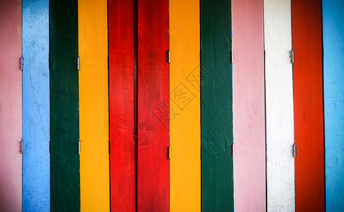 多彩墙木质背景虹色画的旧墙图片