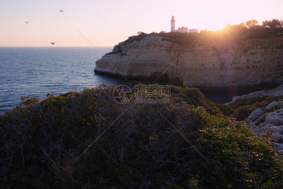 葡萄牙南部海岸的Alfanzina灯塔葡萄牙阿尔加韦图片