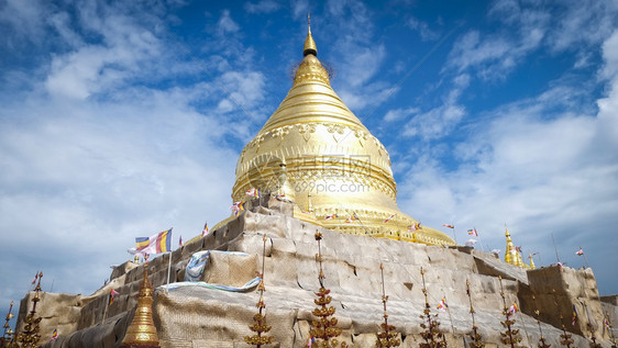 ShwedagonPagodaMyanmer著名的圣地和旅游景点标志缅甸仰光图片