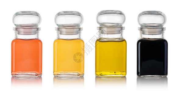 白背景隔离的橄榄油瓶和醋图片