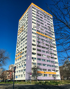 保加利亚市中心住宅楼图片