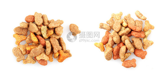 白背景孤立的干燥宠物食品图片