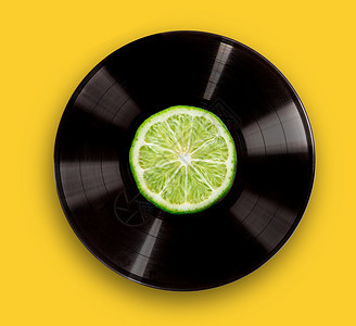 光黄色背景的乙烯基记录新鲜音乐派对的概念图片