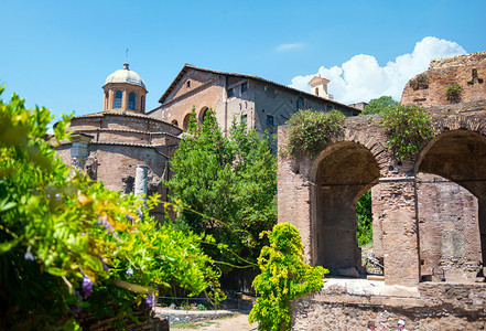 意大利夏季罗马论坛的废墟图片