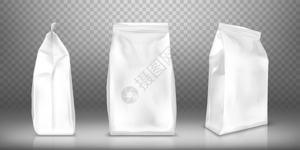 白色空塑料或泡沫袋的现实矢量用于零食糖果和咖啡的袋或邮正面和侧视图在透明背景上孤立的插图模拟包装设计白色塑料或泡沫袋的现实矢量图片