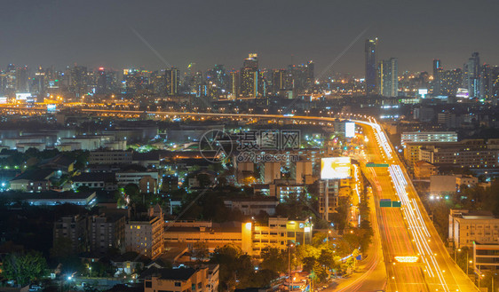泰国曼谷市中心住宅区夜间景象图片