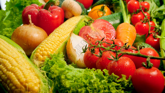 新鲜切开的蔬菜大品种近距离图像健康食品和无染基因素材的背景健康食品和无染基因素材产品的背景食和无染基因素的营养和新鲜蔬菜食素和者图片