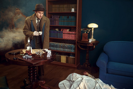 黑暗肖像玻璃图片